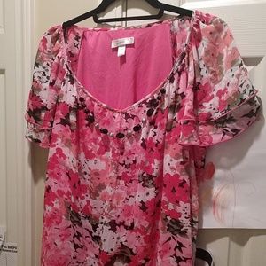 Pink flower blouse with necklace